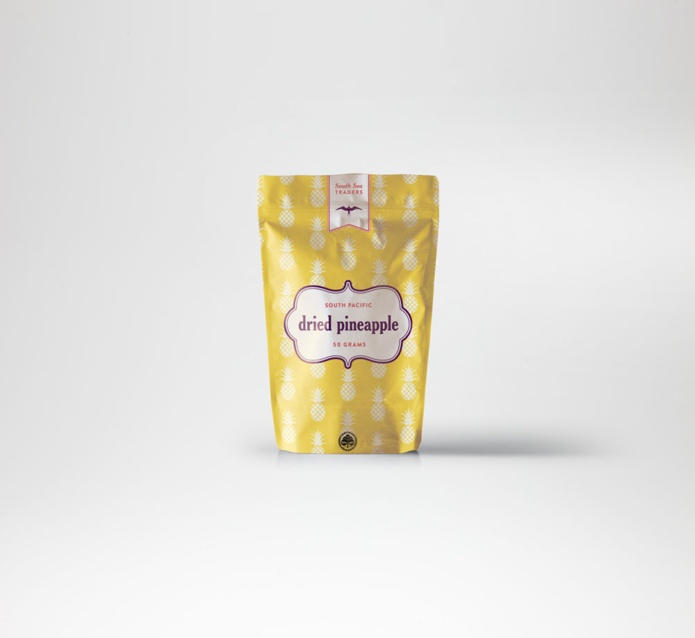 pineapple-Pouch-Packaging-Mockup-Vol4